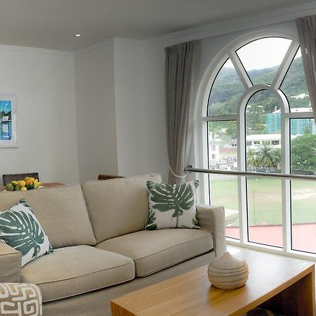The Quadrant Luxury Apartments ヴィクトリア エクステリア 写真